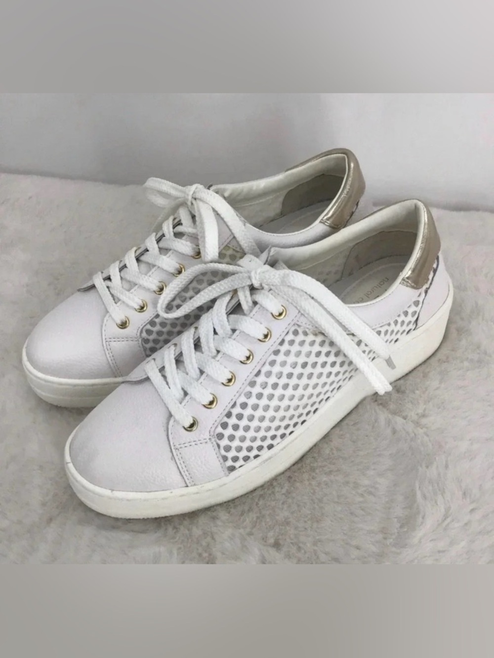 Steve Madden Natural Comfort Napa Leather & Mesh Lace-Up Sneaker NWOT Size 7W